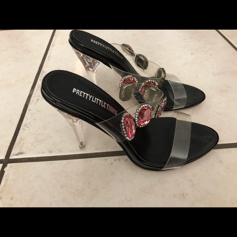 Heels - Picture 3 of 5
